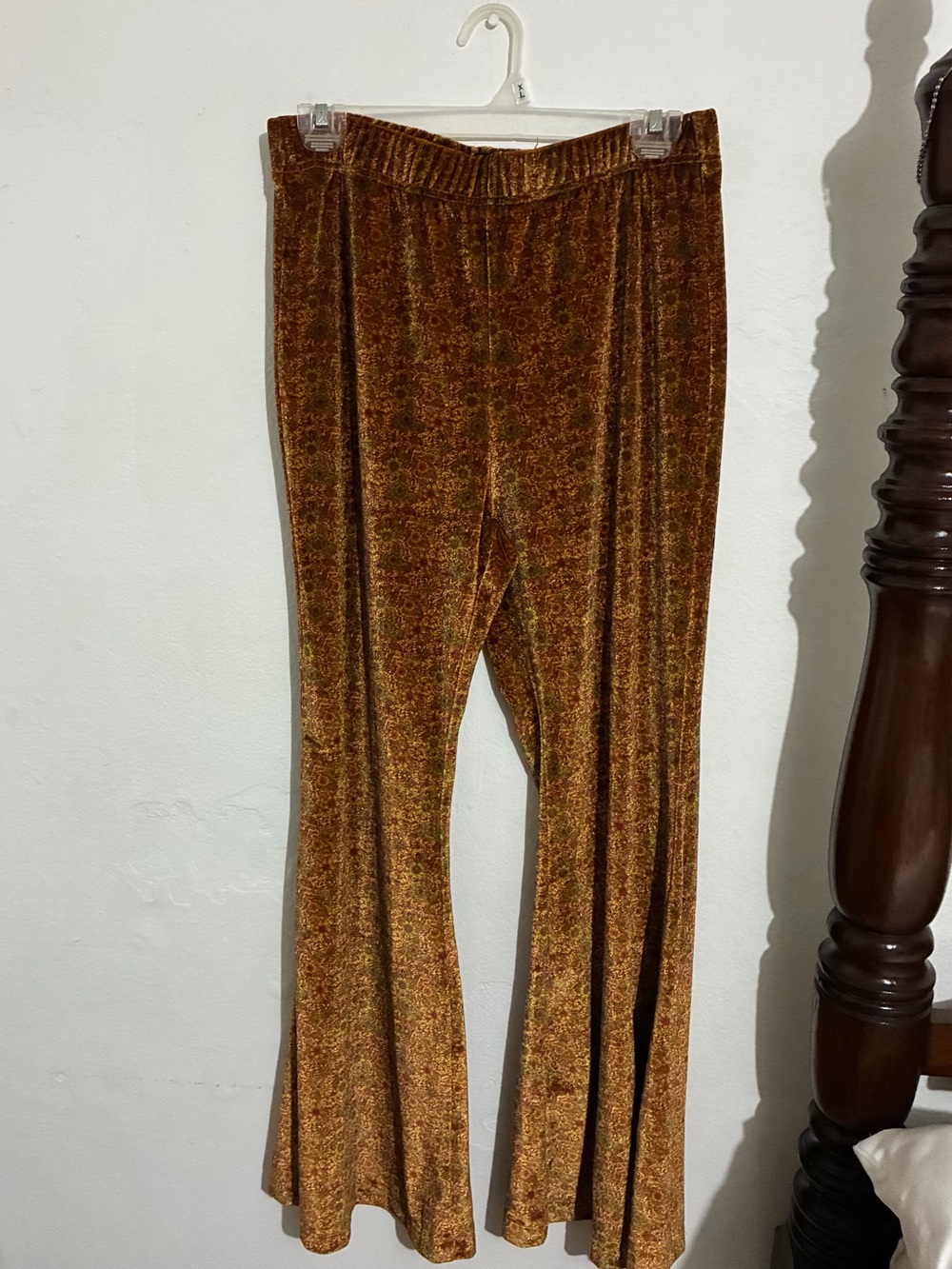 Women's Velvet Flared Joggers